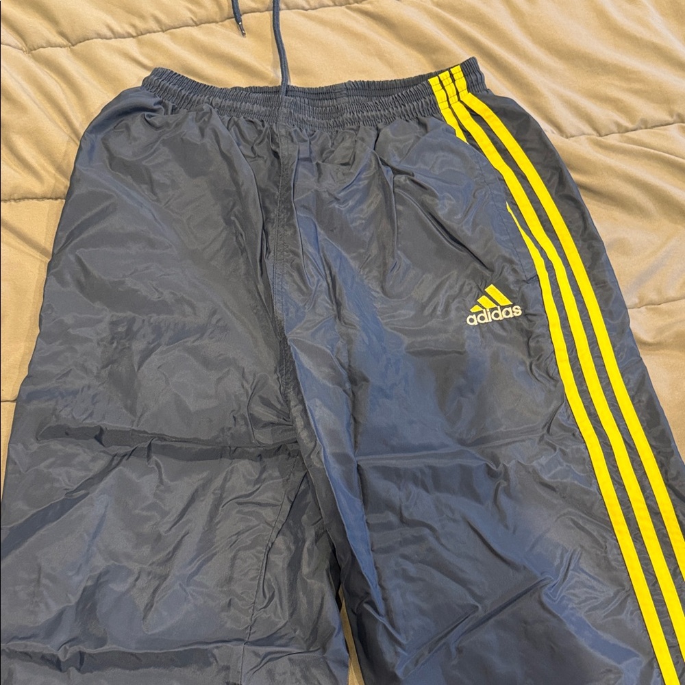 VibtavAdidas Navy Track Pants with Yellow Stripe